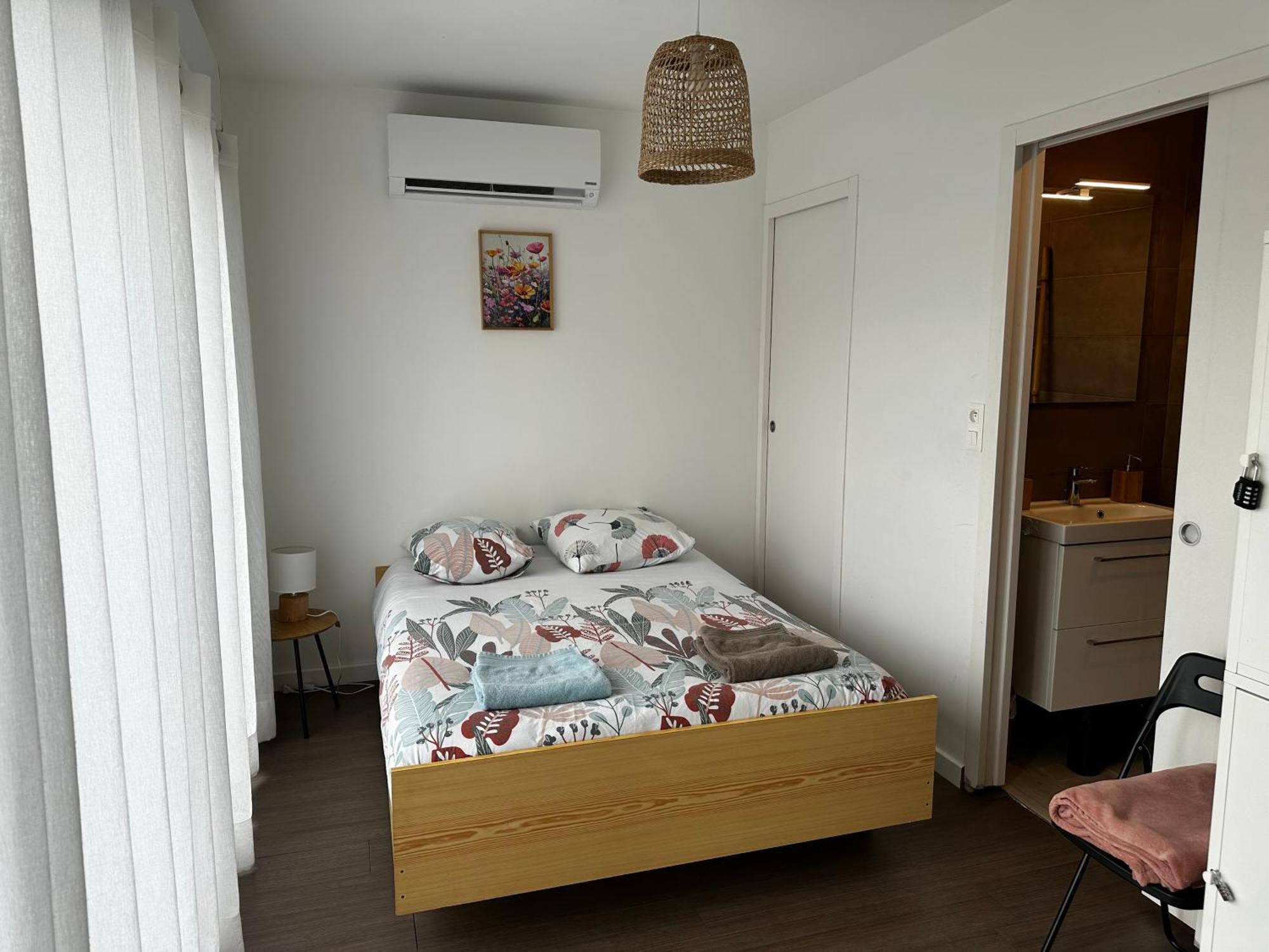 Maison La Capucine Sur Quai De Seine, Wifi, Machine A Laver, Parking Prive Gratuit Vernon  Exterior photo